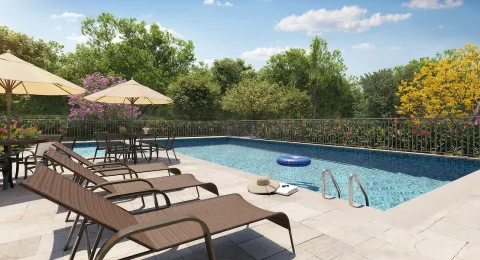Piscina e deck no Vale das Tulipas